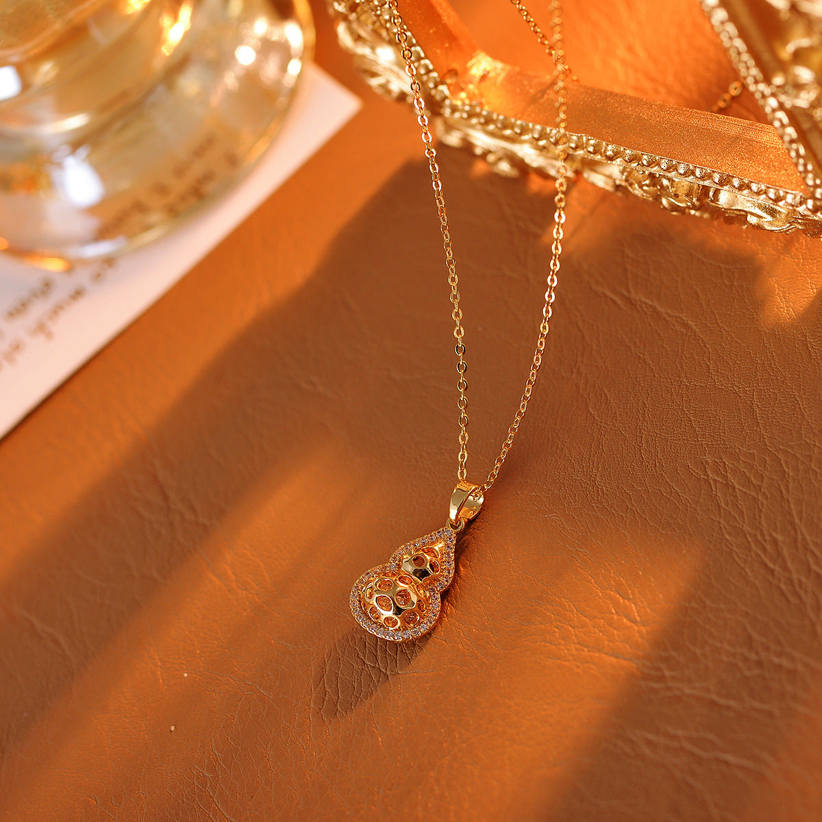 Gourd Necklace Xiaohongshu Same Style Real Gold Electroplated Hollow Necklace Pendant Light Luxury High-end Jewelry