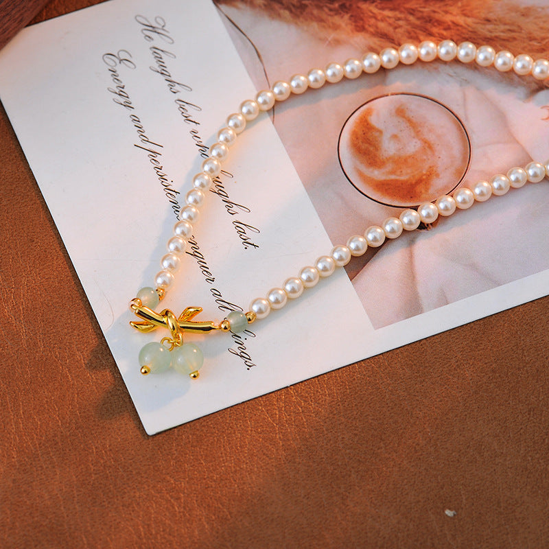 Green Grape Pendant Pearl Bracelet for Women, Niche Design, High-End Sweater Chain, Light Luxury, Internet Celebrity Style