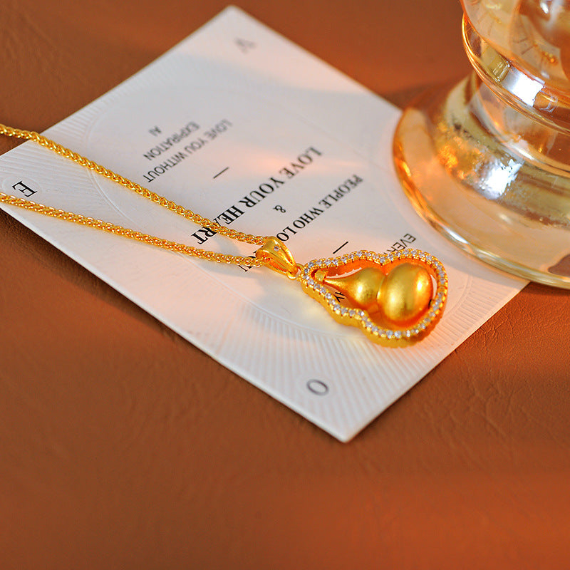 Live Streaming Hot Item Vintage Style Inlaid Diamond Gourd Pendant Fortune Gourd Necklace Copper Plated Personalized Exquisite High-end Necklace