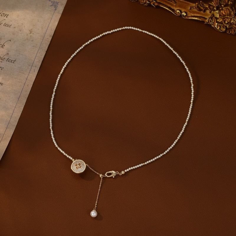Button Design X Mother-of-Pearl Necklace Light Luxury Niche High-End Feel 2025 New Versatile Elegant High-End Collarbone Chain