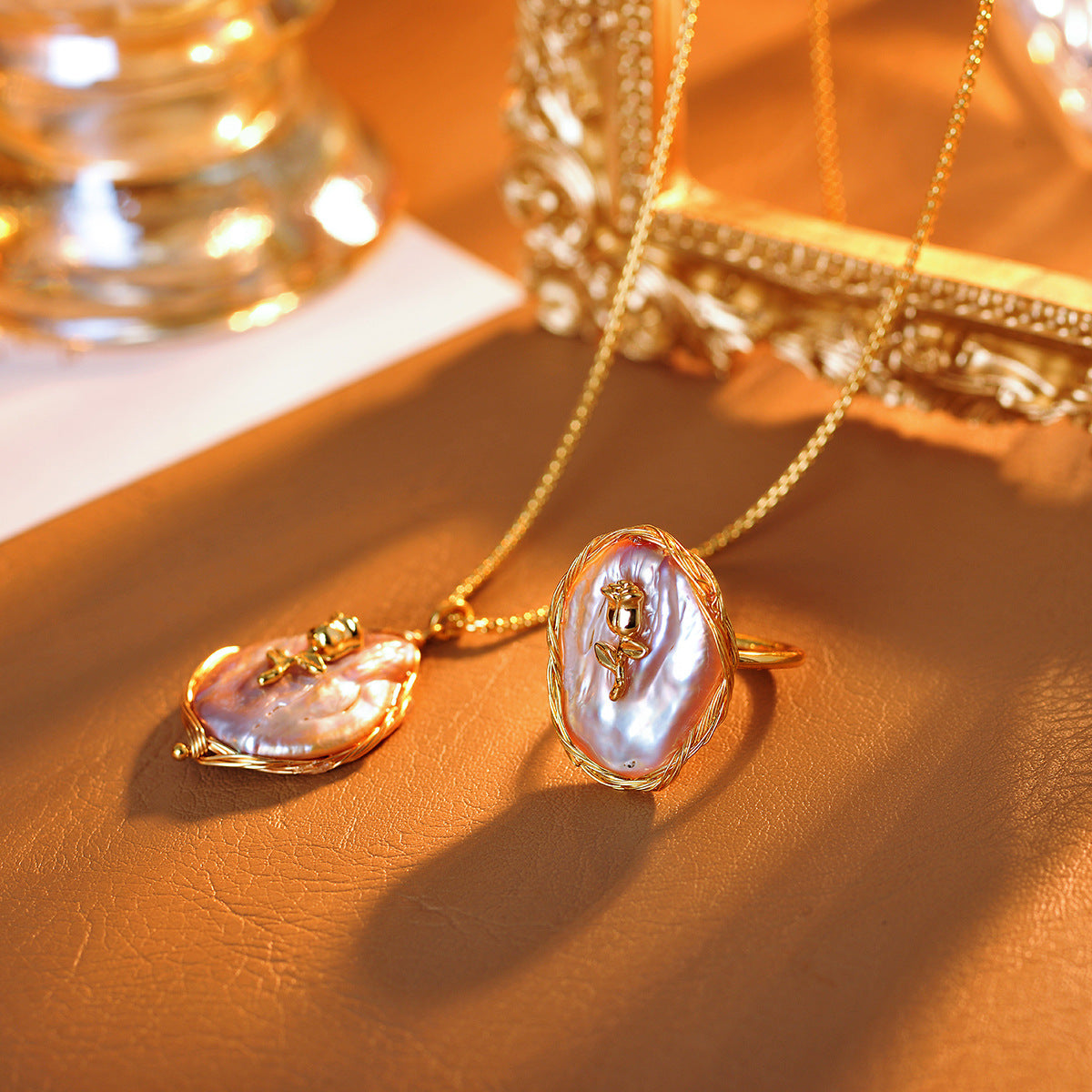 French Vintage Style Rose Pendant Light Luxury Niche Fashion Pearl Necklace for Women Versatile High-End Feel