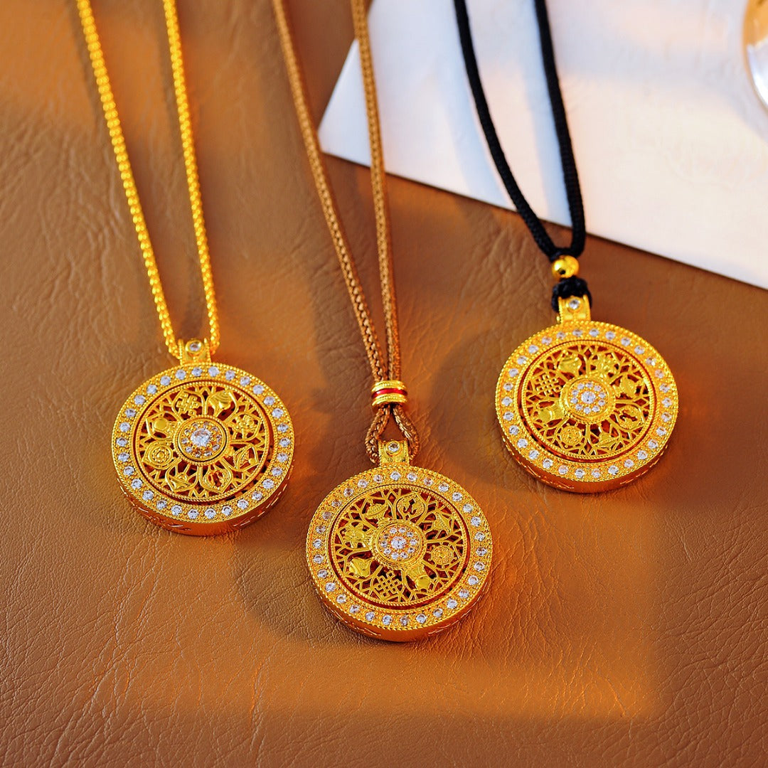 Wei Xue Same Style Hot-Selling Ancient Method Inlaid Diamond Rotating Eight Treasures Compass Pendant Necklace Rotating Auspicious Compass