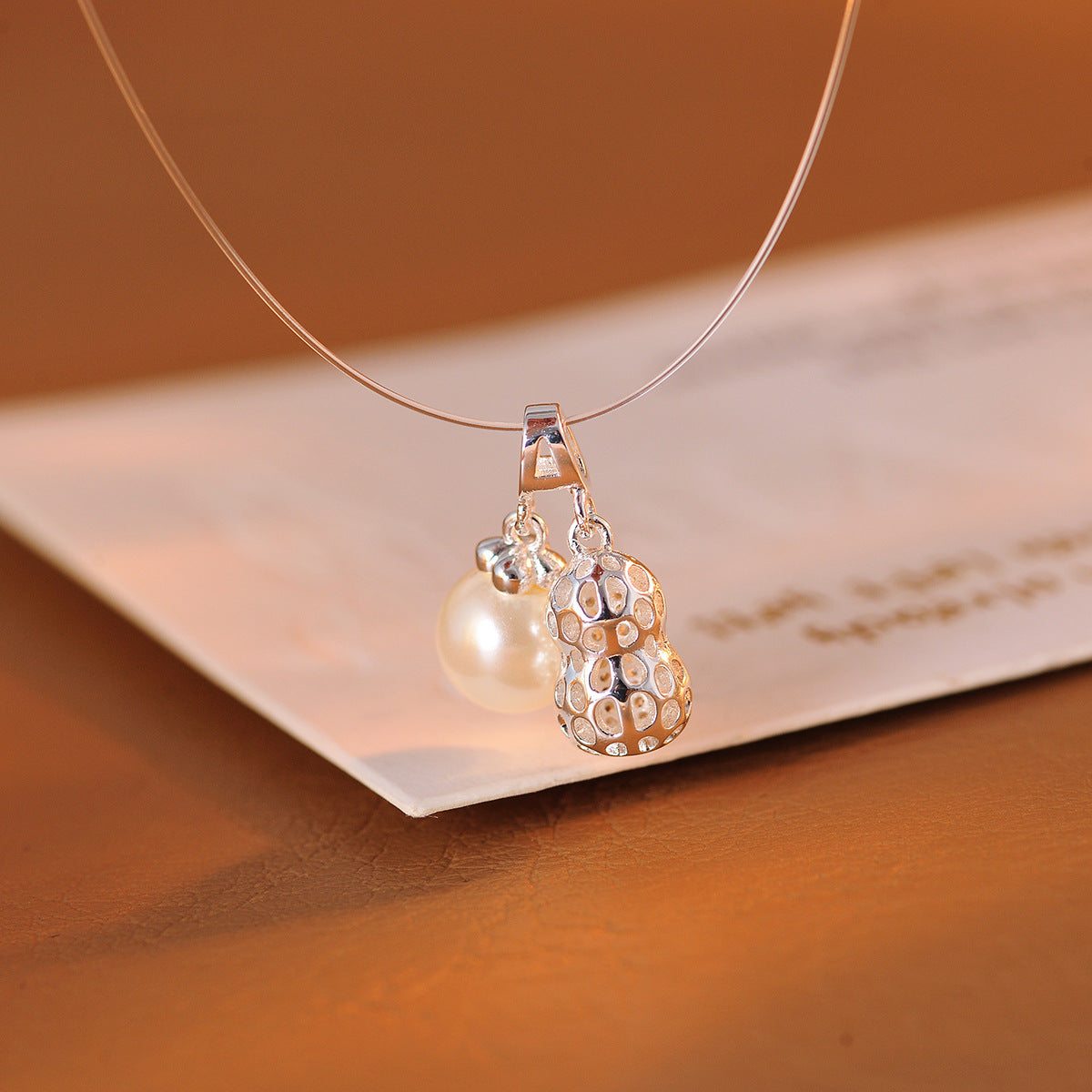 Peanut Fish Line Necklace Little Red Book Same Style Niche Light Luxury High-end Necklace Collarbone Chain