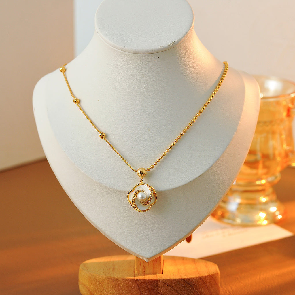 Pearl Camellia Flower Necklace Light Luxury Enamel High-end Niche Design Fashionable Temperament Collarbone Chain