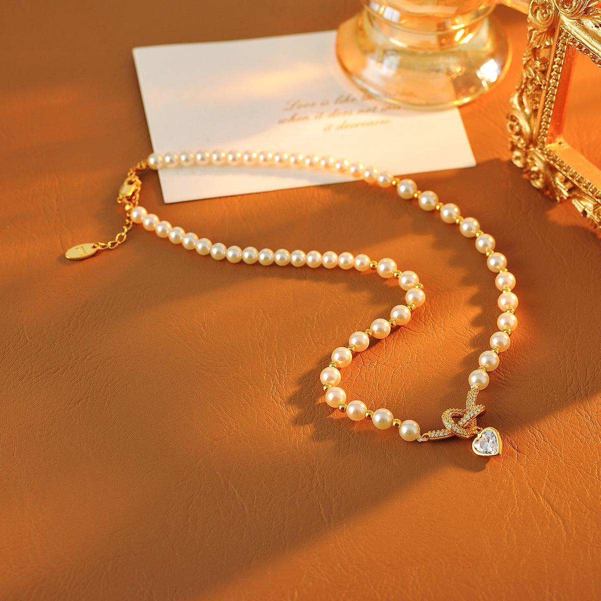 Light Luxury Zircon Pearl Necklace for Women 2025 New Hot-Selling High-End Collarbone Chain Versatile Choker