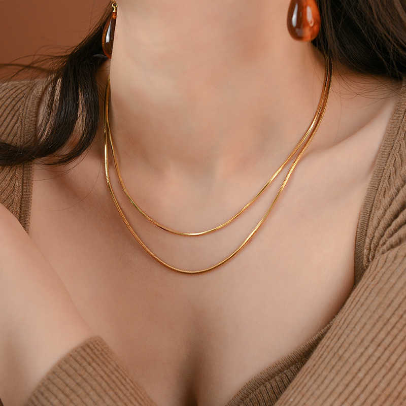 Titanium Steel Simple Fashion INS Style Square Snake Bone Chain Smooth Curve Beauty Versatile Personality Short Necklace