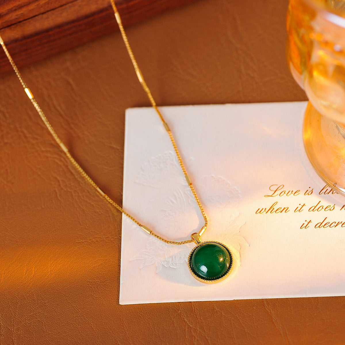 Small Green Bean Retro Ice Transparent Green Agate Pendant Necklace New Chinese Style Petite Whitening Daily Collarbone Chain