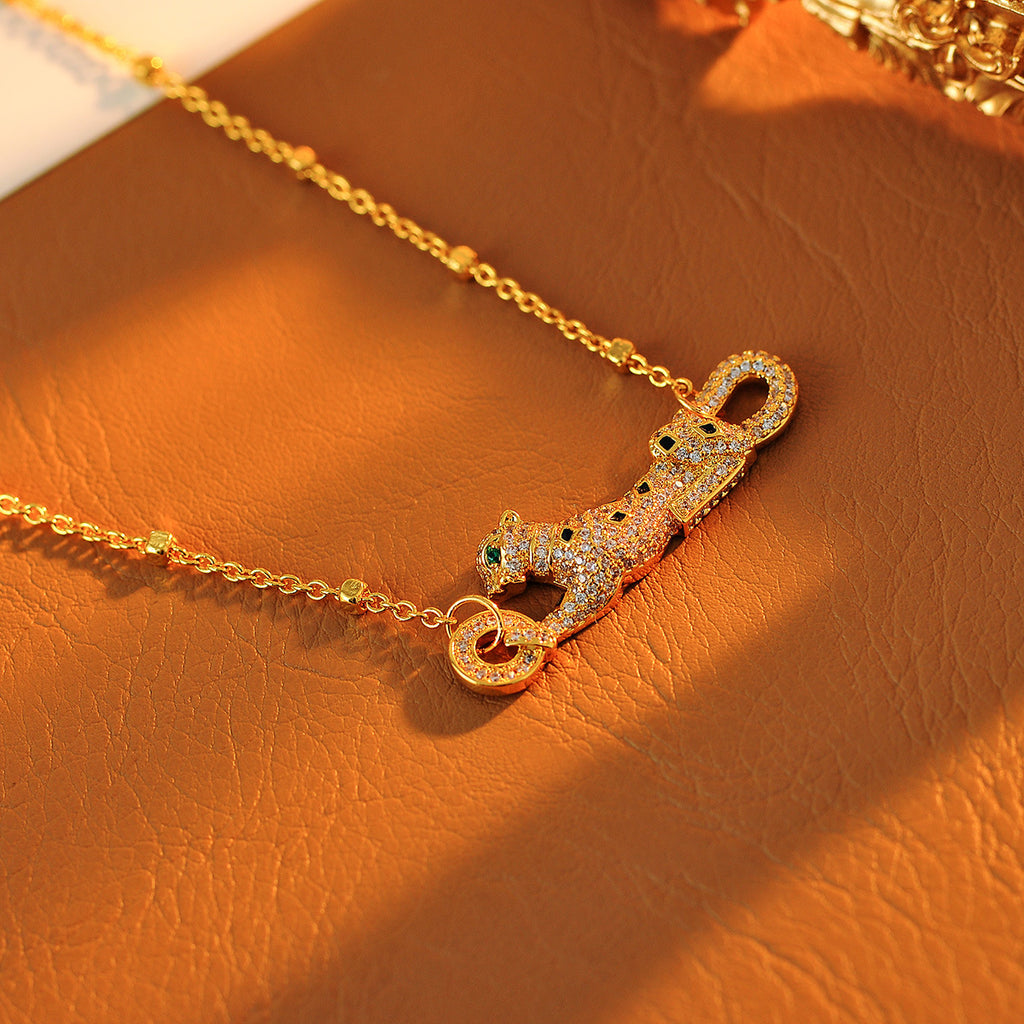 European and American Fashion Enamel Painted Lying Leopard Short Necklace Layered Full Diamond Small Leopard Collarbone Chain for Women