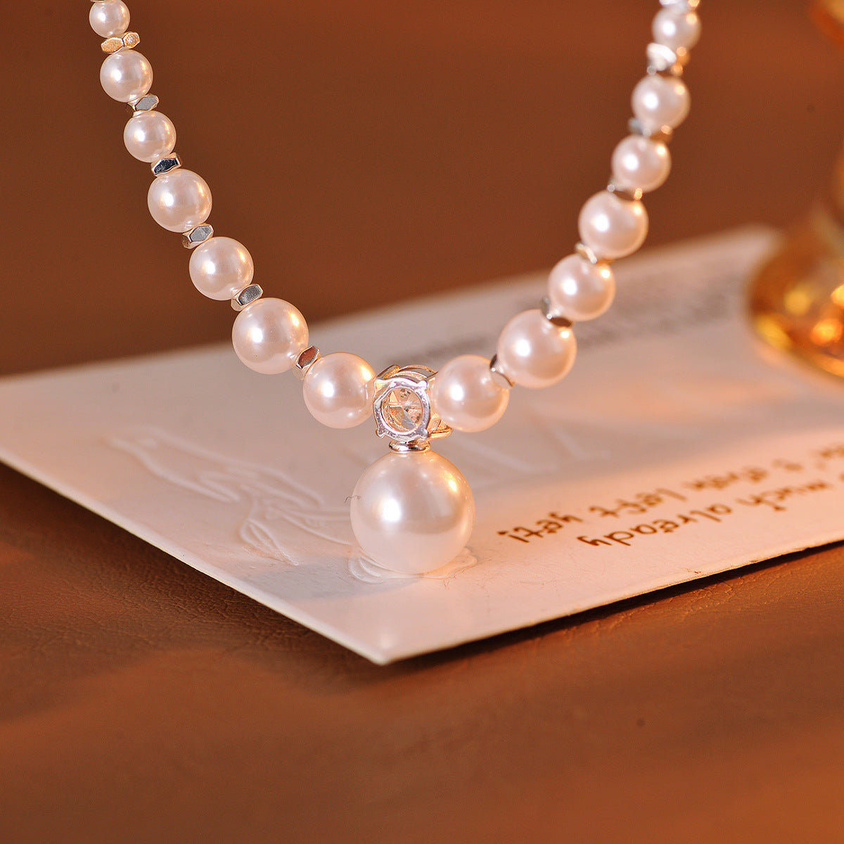 Broken Silver Pearl Necklace Niche Design High-end Elegant Collarbone Chain Versatile Fashion Choker