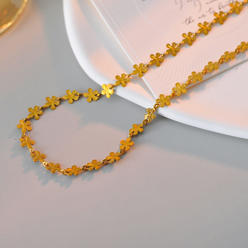 European and American Cross-Border Fashion Retro Style INS Titanium Steel Blue Small Flower Resin Fashion Simple Collarbone Chain