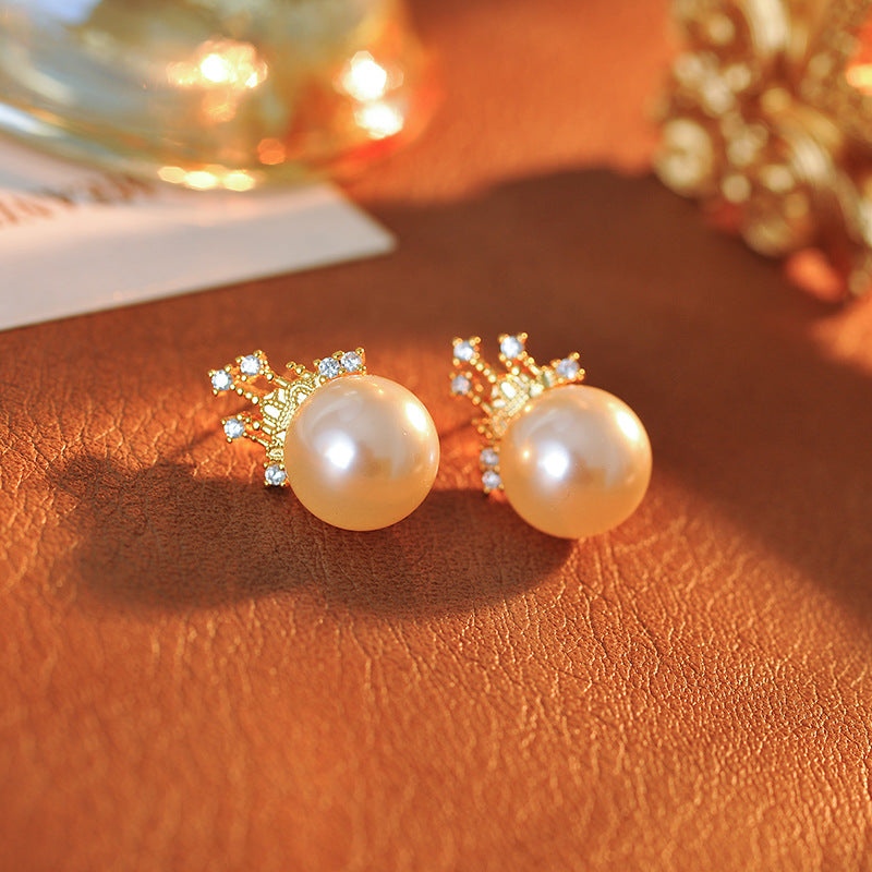 Dream Castle Princess Necklace French Court Style Shijia Pearl Collarbone Chain 18K Gold Plated Pearl Earrings Set for Women