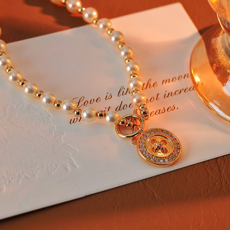 2025 Korean Version Button Pearl Necklace High-End Niche Sweater Chain Light Luxury Collarbone Chain
