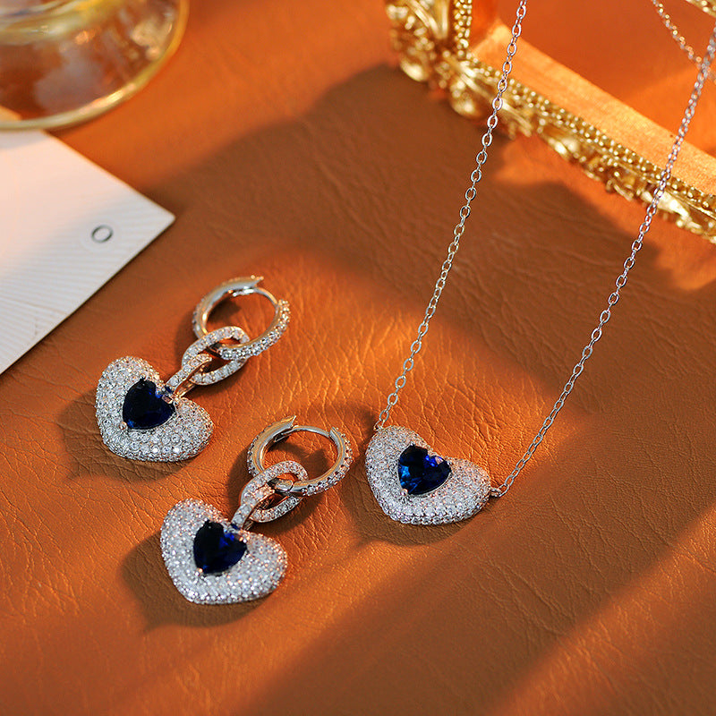 European and American Fashion Blue Heart Adjustable Necklace for Women Full Diamond Heart-Shaped Collarbone Chain Exquisite Elegant Jewelry