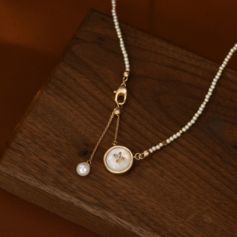 Button Design X Mother-of-Pearl Necklace Light Luxury Niche High-End Feel 2025 New Versatile Elegant High-End Collarbone Chain