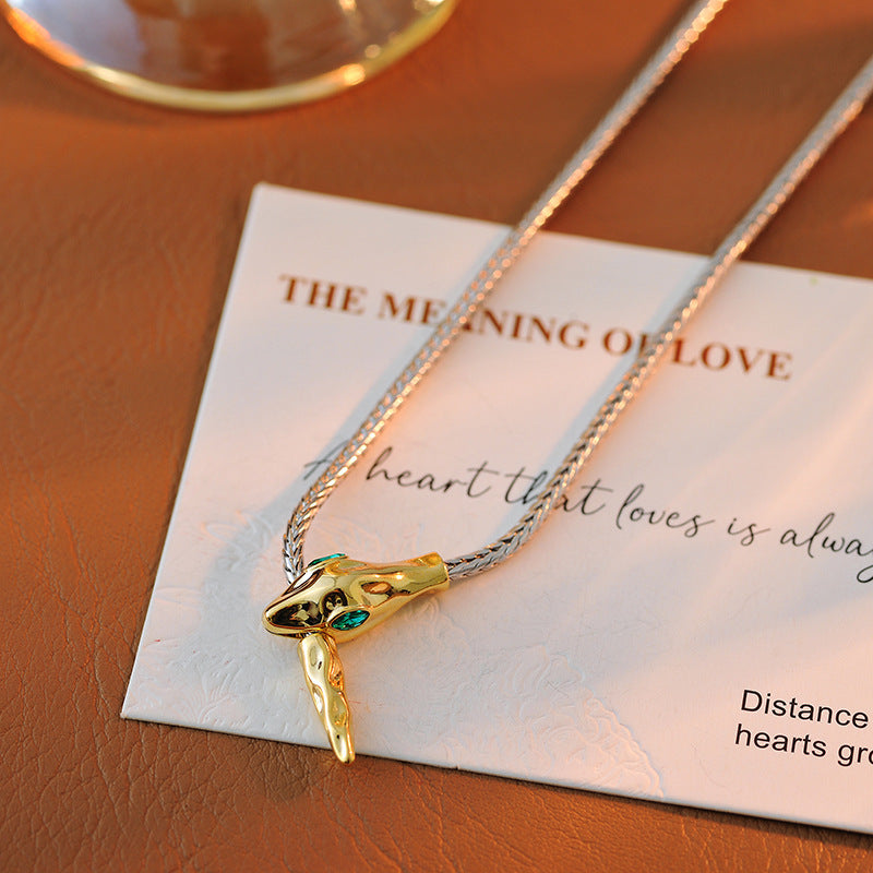 Pull-out Snake Necklace for Women, Niche Design, High-end Clavicle Chain, Unique and Versatile Necklace