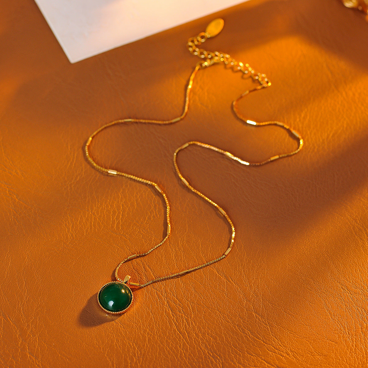 Small Green Bean Retro Ice Transparent Green Agate Pendant Necklace New Chinese Style Petite Whitening Daily Collarbone Chain