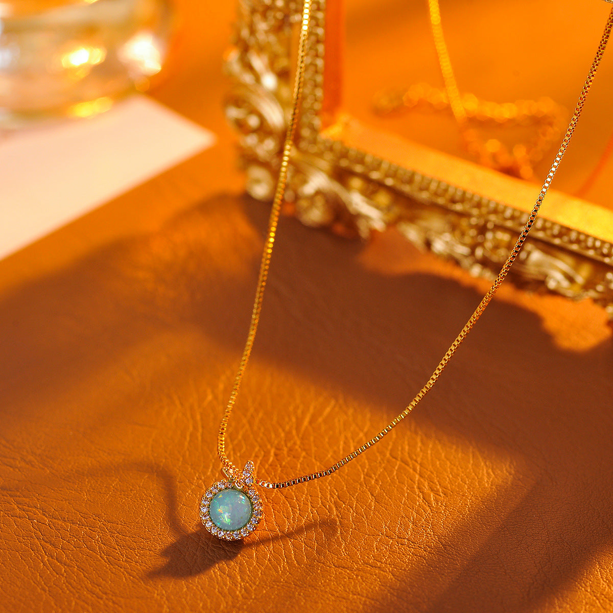 Vintage Turquoise Necklace Retro Classic Light Luxury High-end Niche 2025 New Clavicle Chain