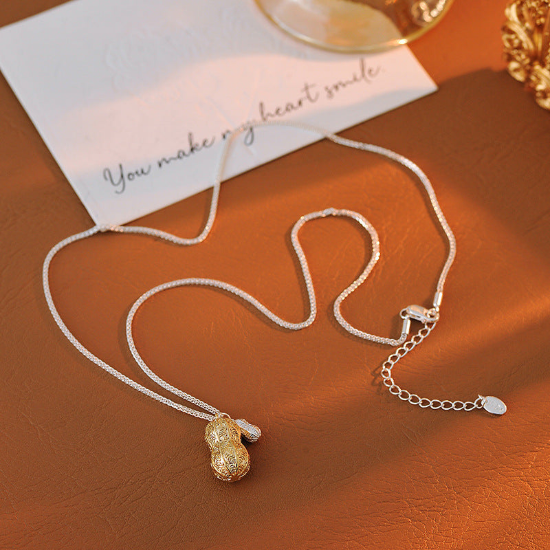 New Good Things Peanut Pendant Necklace for Women, Light Luxury, Niche, High-End Feel, Fashionable, Simple, Versatile Collarbone Chain