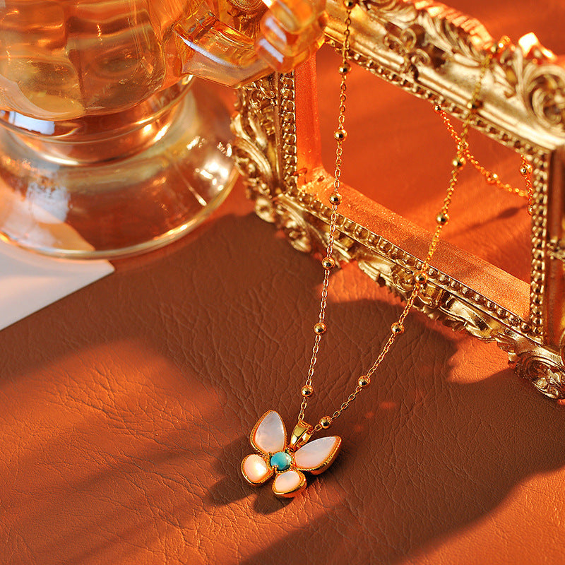 Niche Natural Stone Beaded Necklace for Women, Original High-End Feel, Personalized Light Luxury Fashion Butterfly Choker, Blue Collarbone Chain