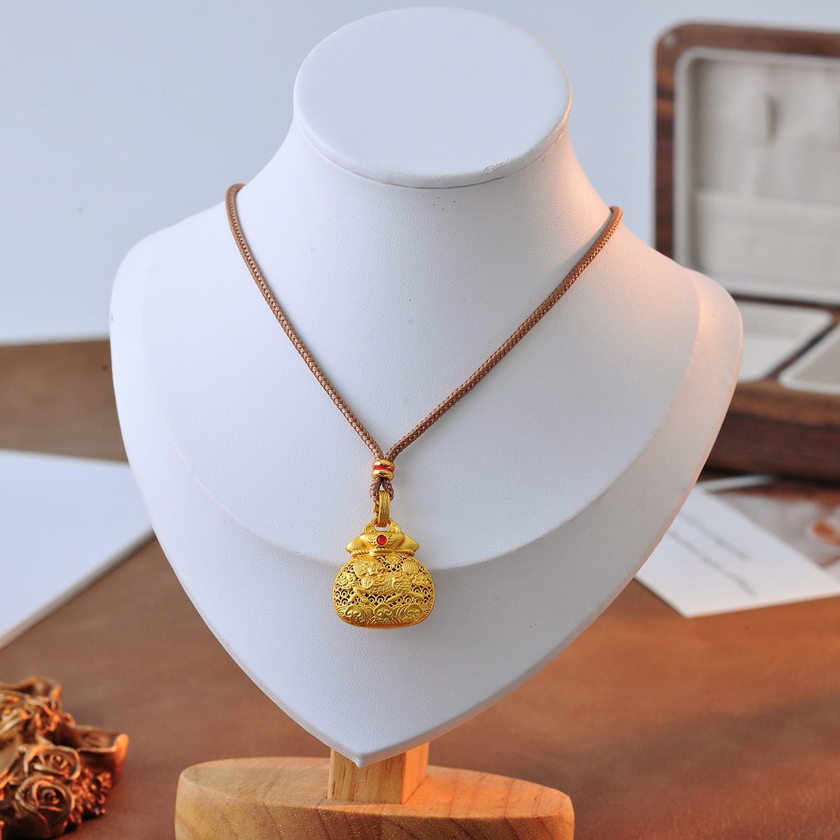 Yang Mi Same Style Strong Color Retention Extremely High Carved Hollow New Chinese Style Lucky Bag Necklace Sweater Chain Hanfu Accessories for Women