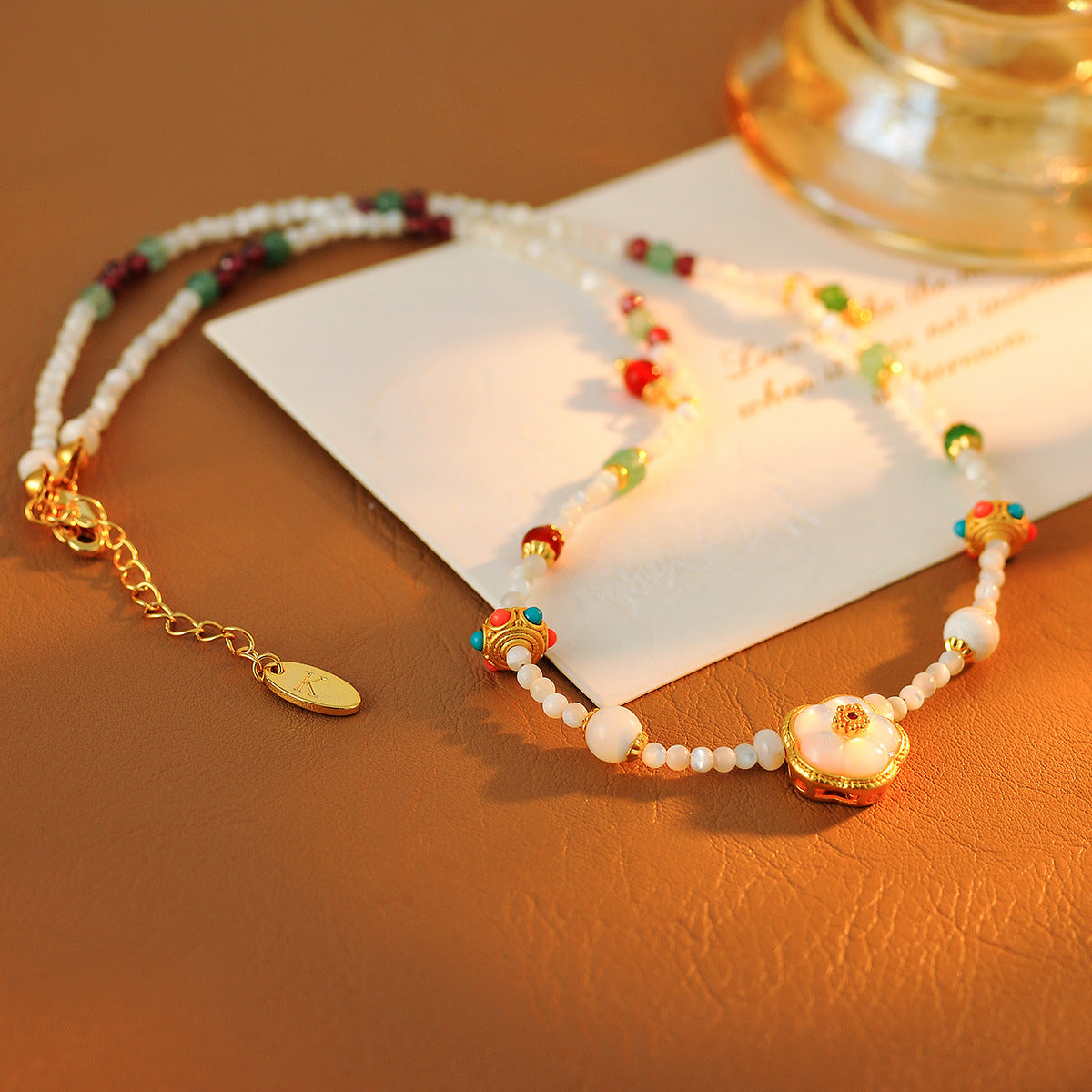 Original New Chinese Style Fashion Light Luxury Shell Beaded Flower Necklace for Women Versatile High-end Simple Niche Bracelet Wholesale