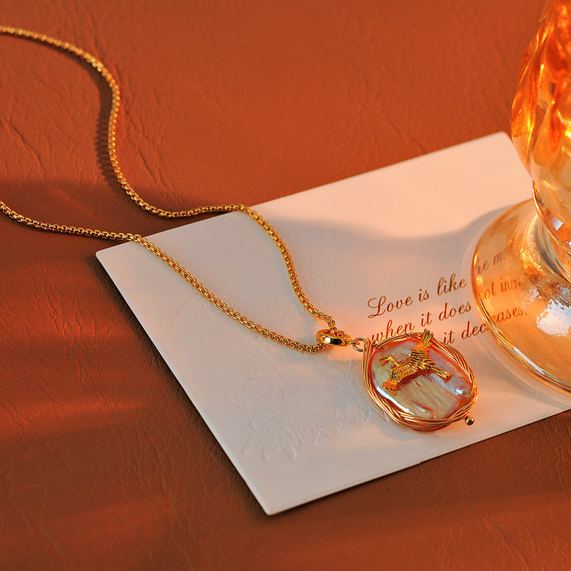 New Chinese Style Crane Baroque Freshwater Pearl Necklace Vintage Palace Long High-end Crane Pendant Sweater Chain