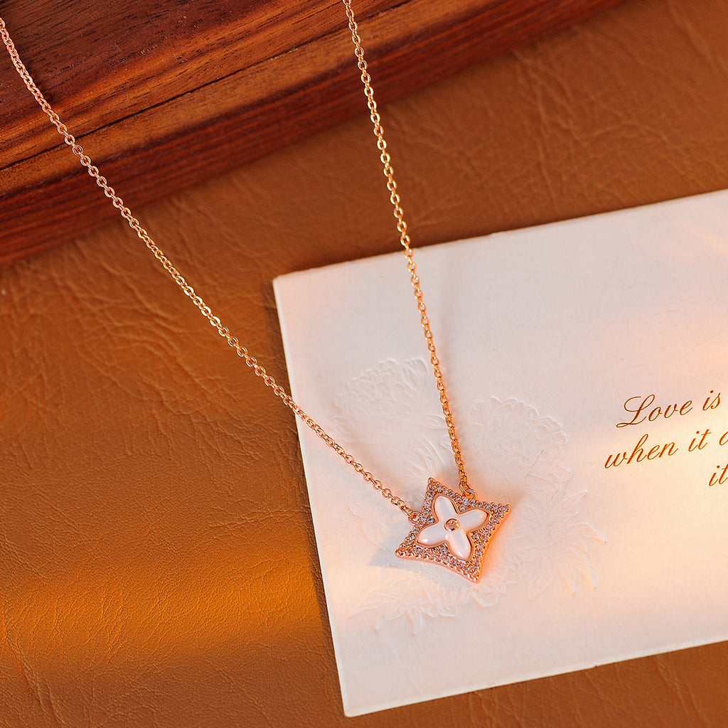 New European and American Fashion Four-Leaf Clover Inlaid Mother-of-Pearl Chain Necklace High-End Elegant Necklace