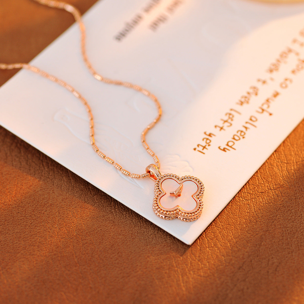 Singapore Designer Necklace for Women Four-Leaf Clover Natural Mother-of-Pearl Collarbone Chain Niche High-End Necklace