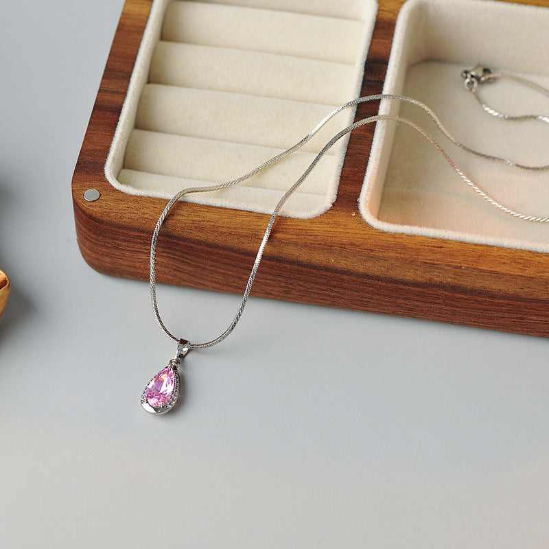 New Water Drop Shape Luxurious Elegant Cluster Zirconia Sparkling Colorful Zircon Pendant for Women Fashionable Exquisite Collarbone Chain Necklace