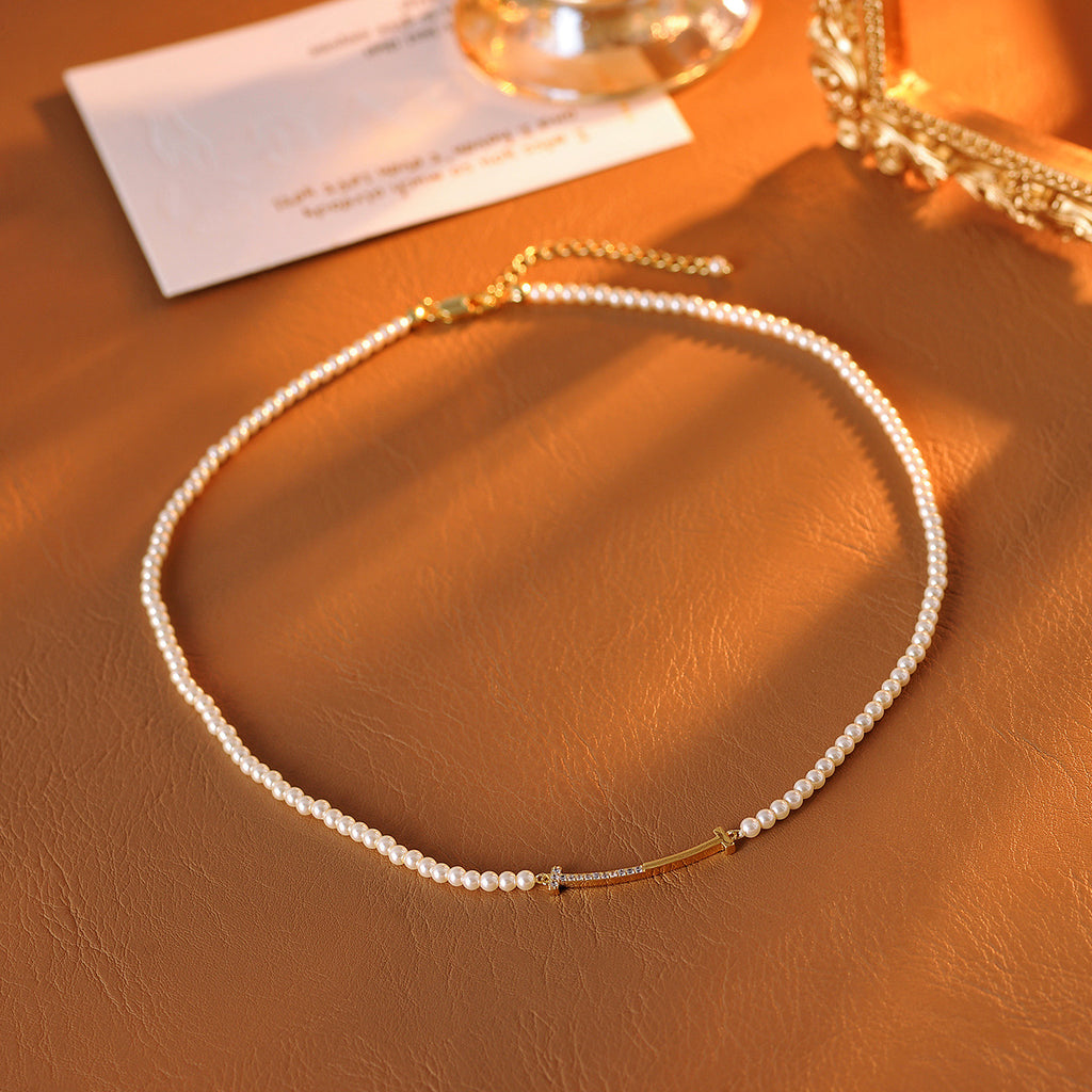 Pearl Necklace French Retro Light Luxury Smile Pearl Necklace for Women Niche High-end Smiley Face Choker