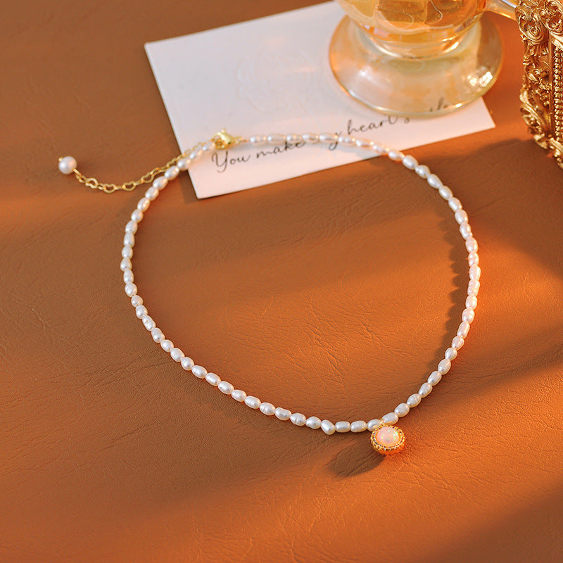 High-end French Elegant Versatile Natural Pearl Necklace Temperament Collarbone Sweater Chain Light Luxury Fashion