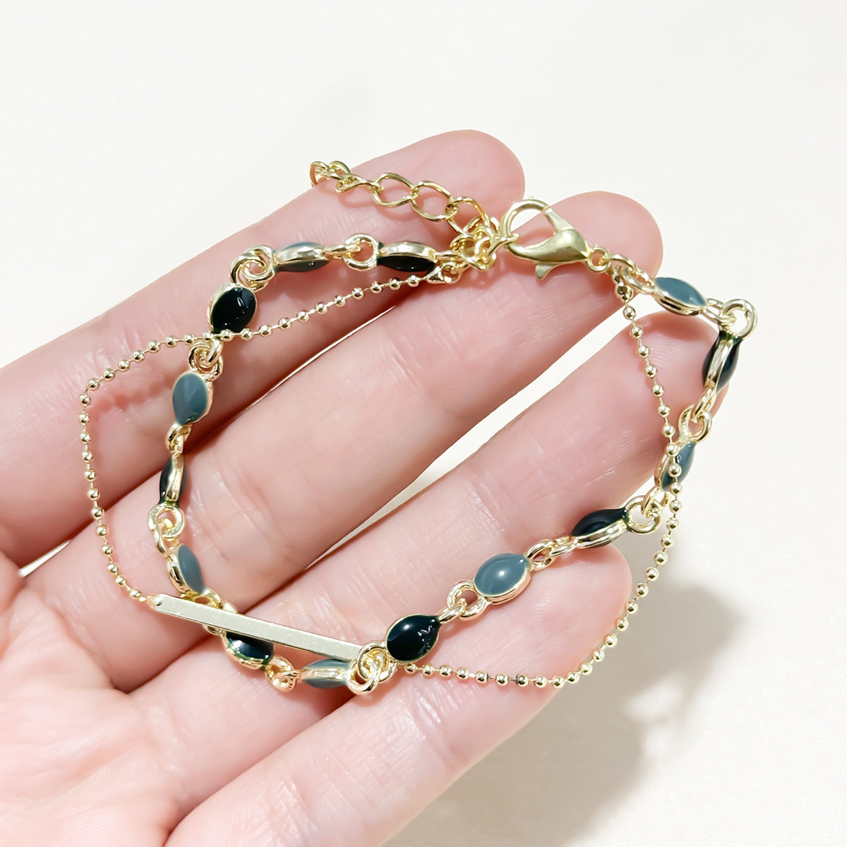 European and American Fashion Green Gemstone Double Layer Bracelet for Women, High-End Summer Niche Personality Versatile Bracelet