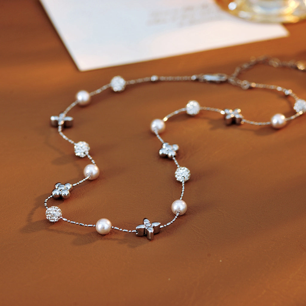 Exquisite Sparkling Starry Sky Four-Leaf Flower Pearl Necklace Niche Design High-End Fashion Collarbone Chain