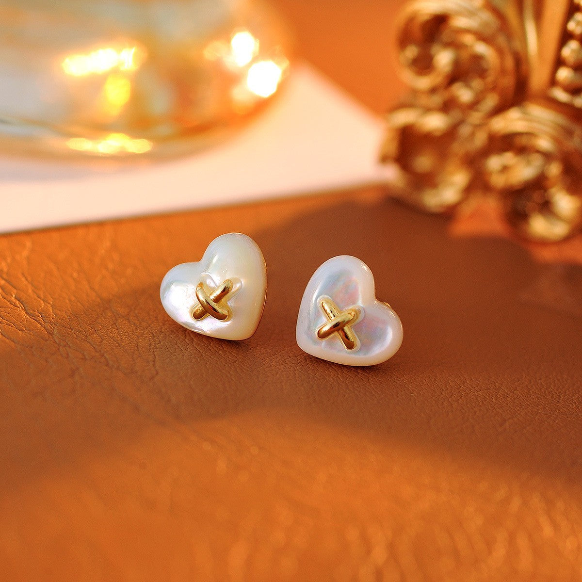 Simple Versatile Natural Mother-of-Pearl Heart Key Lock Necklace for Women Clavicle Chain Light Luxury Niche Design Trend