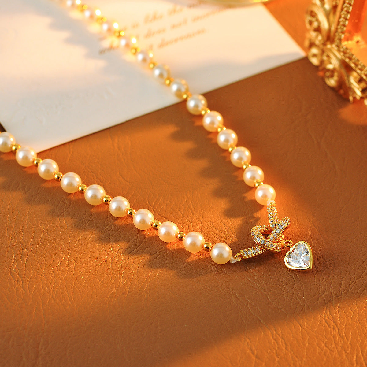 Light Luxury Zircon Pearl Necklace for Women 2025 New Hot-Selling High-End Collarbone Chain Versatile Choker