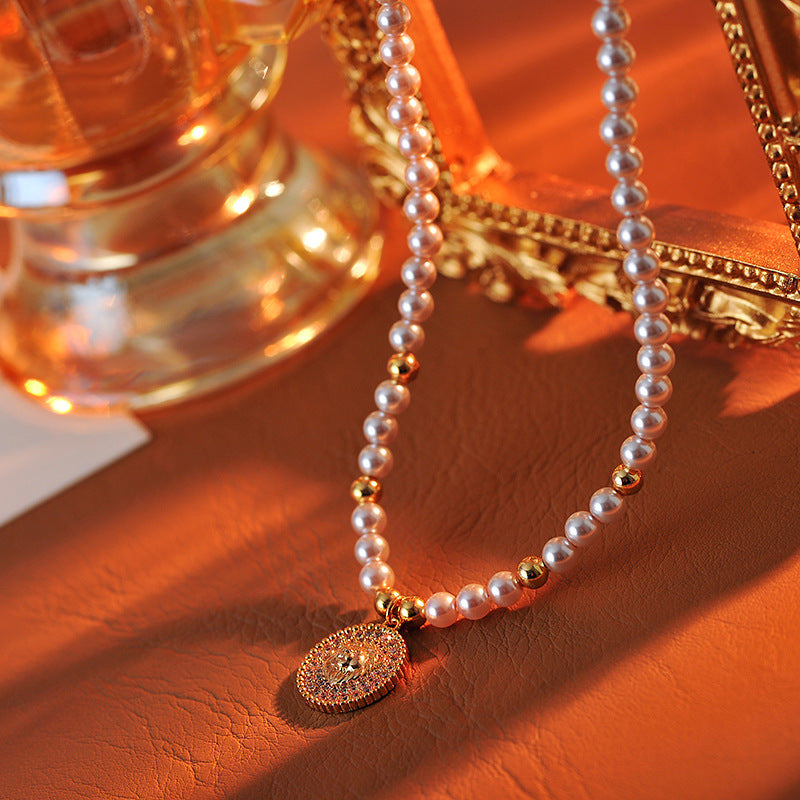 Light Luxury High-End Sweater Necklace Lion Pearl Pendant Women 2025 New Hot-Selling Choker Autumn Winter Accessories Versatile