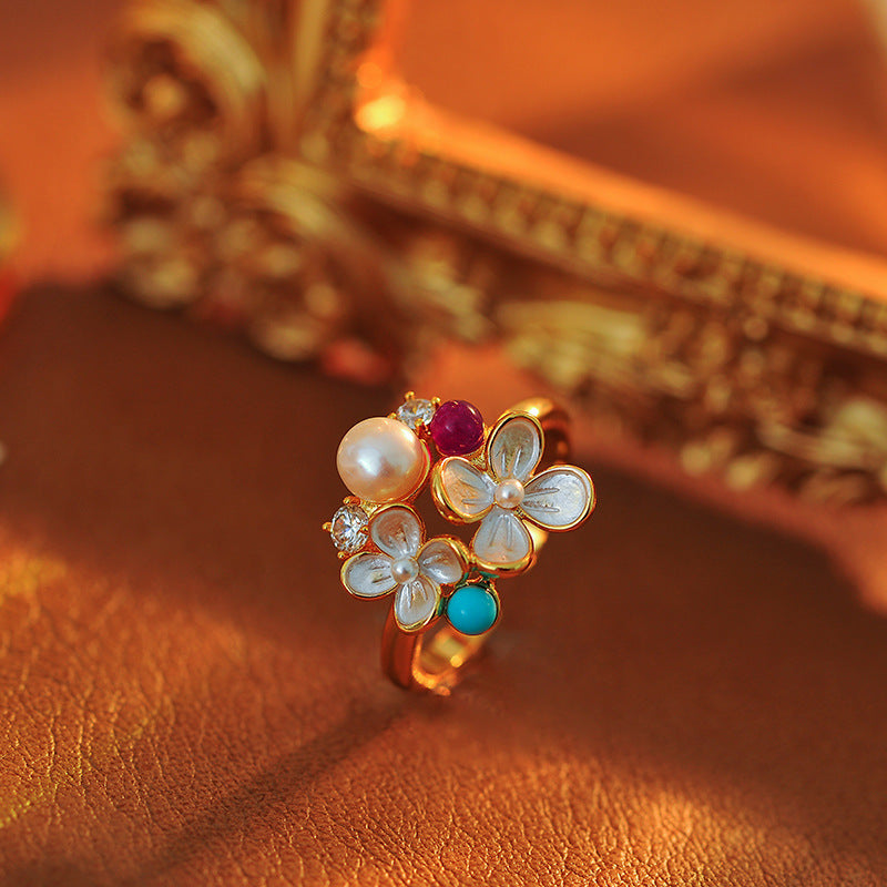 Fashion Spray-Painted White Flower Ring, Light Luxury Vintage Adjustable Band with Simulated Pearl