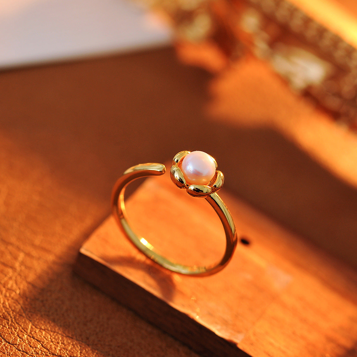 Vintage Floral Simulated Pearl Open Ring, Women's Niche Design Adjustable Band