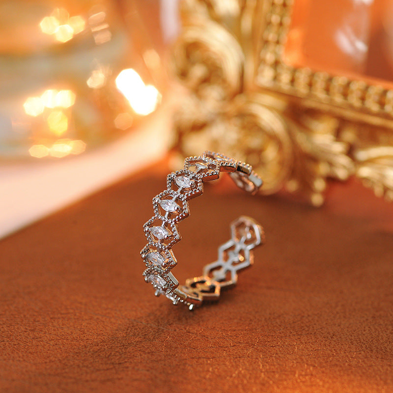 Hollow-Out Index Finger Ring, Trendy Niche Design for Fashion Forward Women