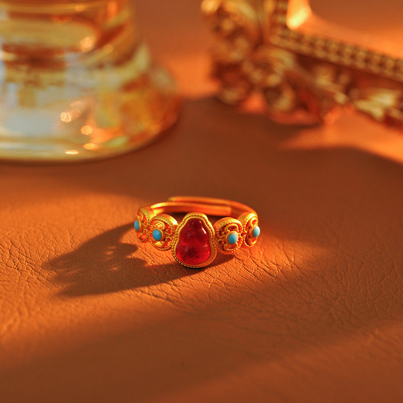 Grape Ice Purple Gourd Ring, Filigree Hollow-Out with Simulated Hetian Jade, New Chinese Style Gold-Tone Ring