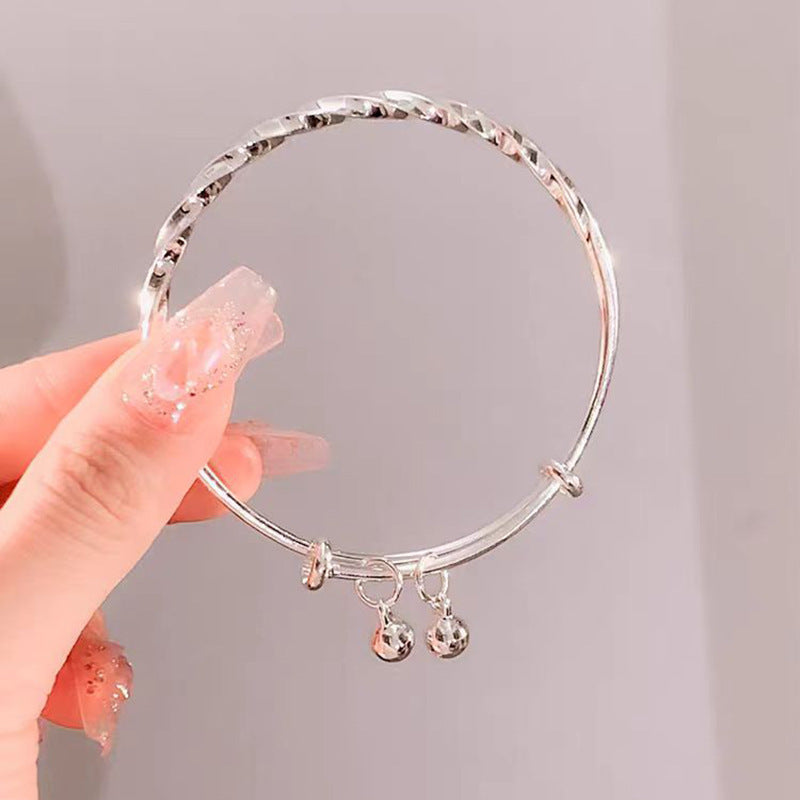 Japanese and Korean Adjustable Wave Pattern Bell Bracelet for Women, Niche Simple Versatile Solid Braided Hand Jewelry, Light Luxury