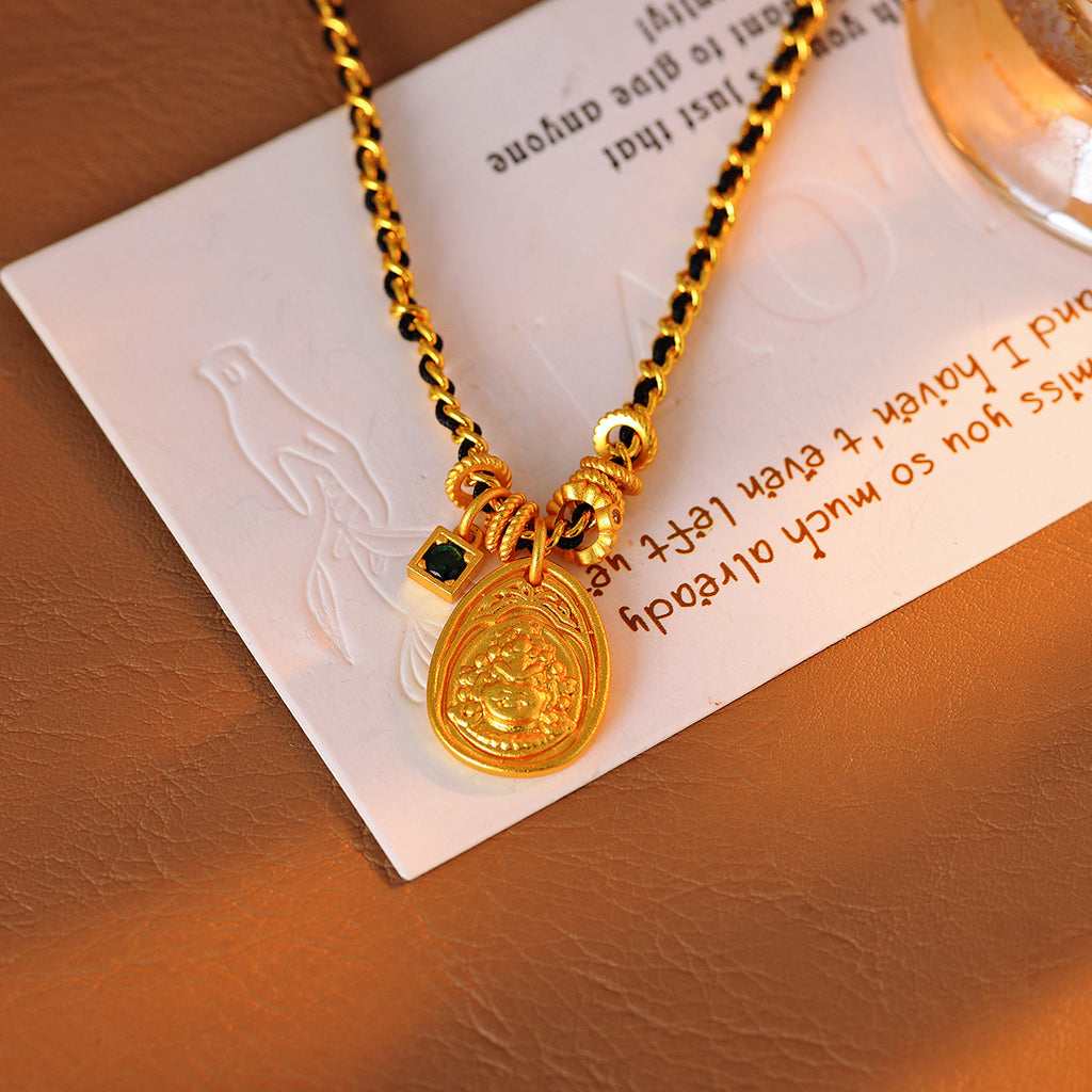 Necklace Yellow God of Wealth Coiled Necklace Xiaohongshu New Hot-Selling Light Luxury Niche High-End Exquisite Black Rope