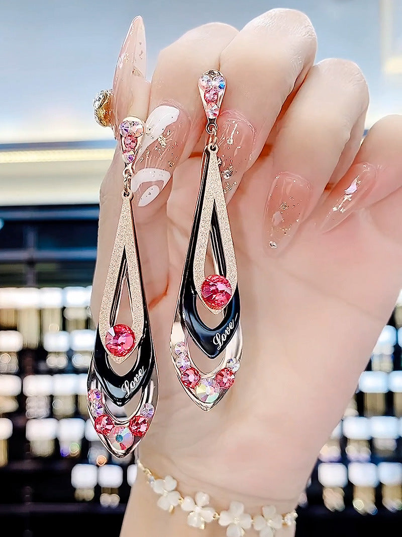 Korean Style Diamond-Studded Rhombus Matte Titanium Steel Long Earrings for Women Versatile Face-Slimming Earrings Internet Celebrity Ear Accessories