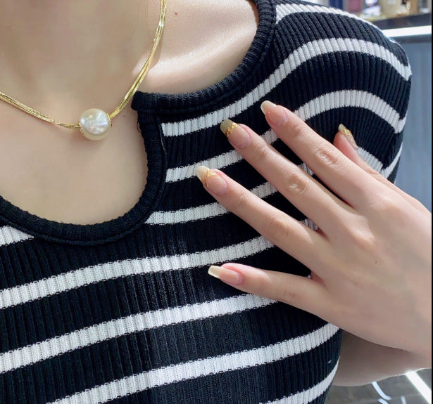 Light Luxury Pearl Pendant Necklace for Women 2025 New Double Layer French Niche Design Collarbone Chain High-end Neck Chain