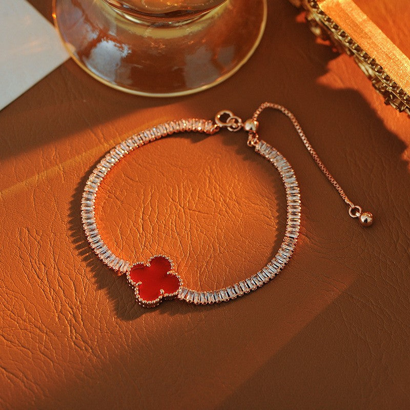 Red Four-Leaf Clover Necklace for Women 2025 New Natural Red Agate Collarbone Chain Light Luxury High-End Choker