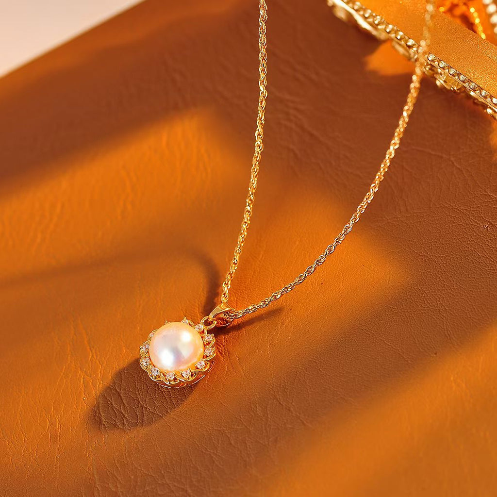 Sunflower Pearl Necklace Elegant Fashion Pearl Pendant Copper Gold-Plated Necklace Light Luxury