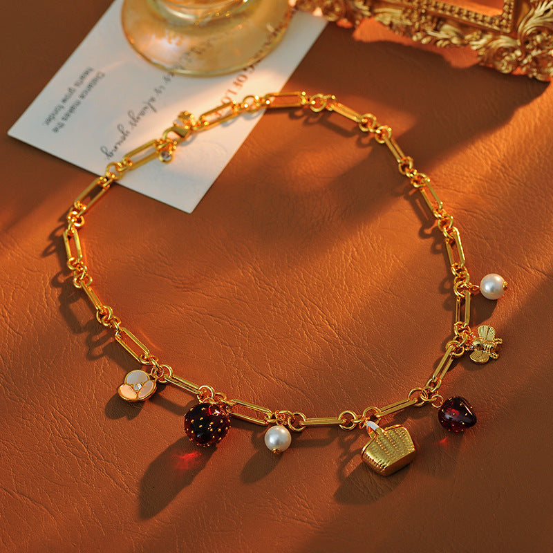 New Sweet Fresh Pastoral Style Strawberry Flower Bee Pearl Flower Basket Multi-Pendant Metal Necklace