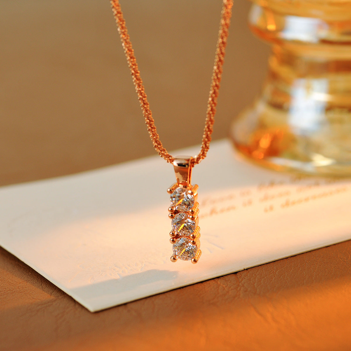 TikTok Live Room Hot-Selling Starry Sky Necklace Versatile High-End Light Luxury Niche Design Collarbone Chain