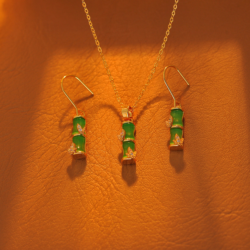 New Chinese Style National Trend Necklace High-end Elegant Inlaid Diamond Cat's Eye Stone Bamboo Knot Necklace Light Luxury Niche Design