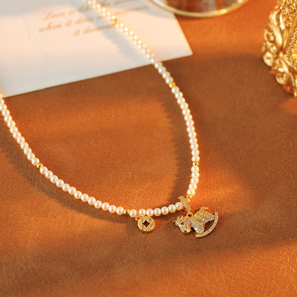 Instantly Rich High-End Beaded Pony Pendant Necklace Fashionable Versatile Light Luxury Niche Necklace